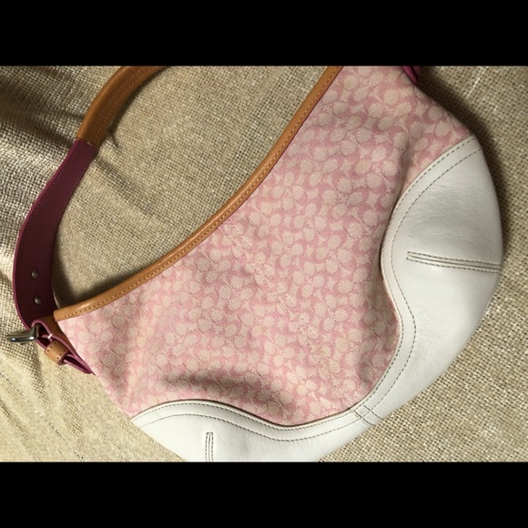 Small pink and white coach handbag - Picture 5 of 5